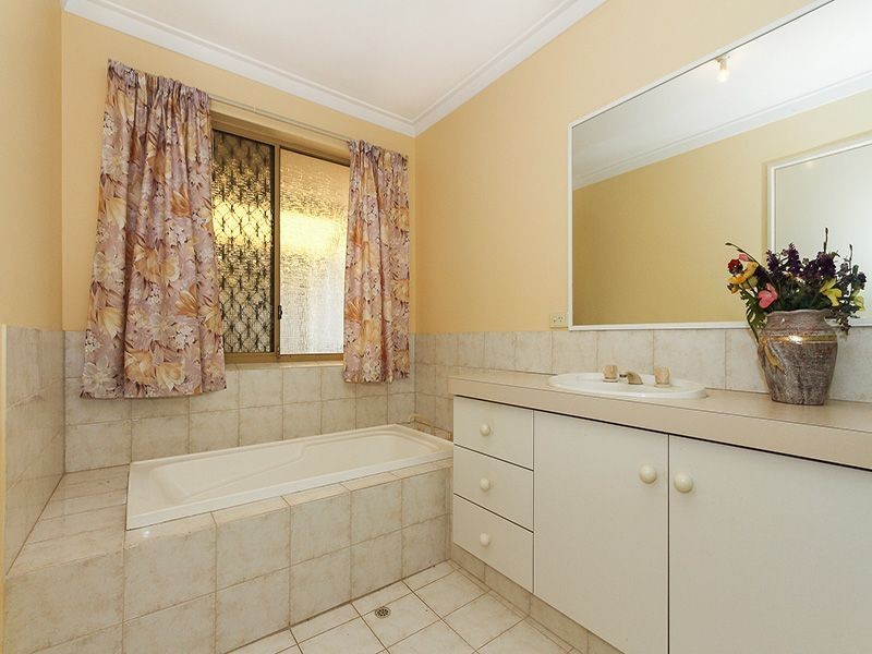 2/15 Watercress Gardens, Spearwood WA 6163