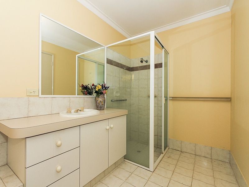 2/15 Watercress Gardens, Spearwood WA 6163