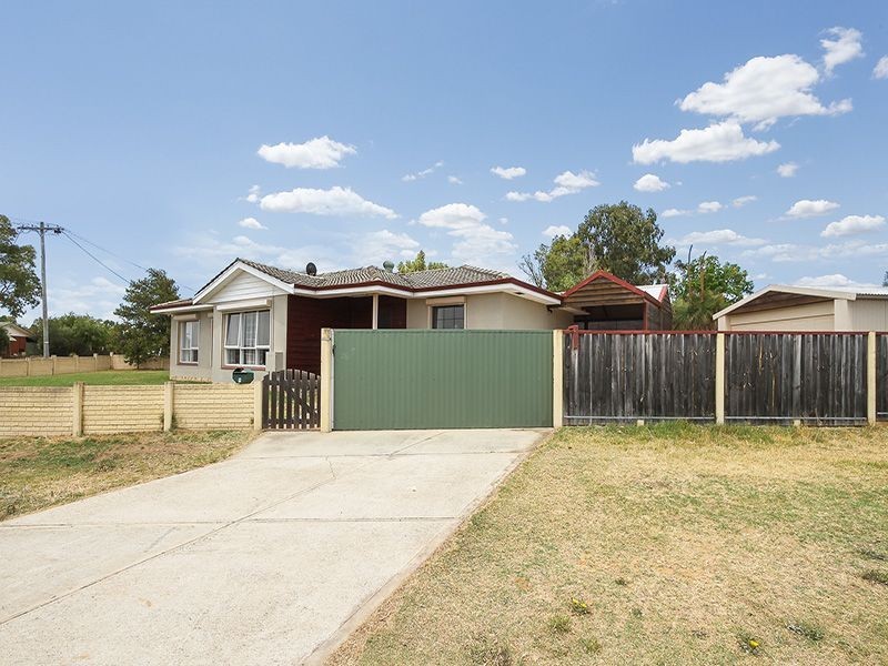 9 Cobine Street, Spearwood WA 6163