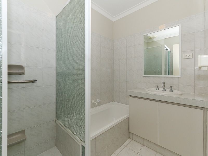 1/2 Bramston Street, Spearwood WA 6163