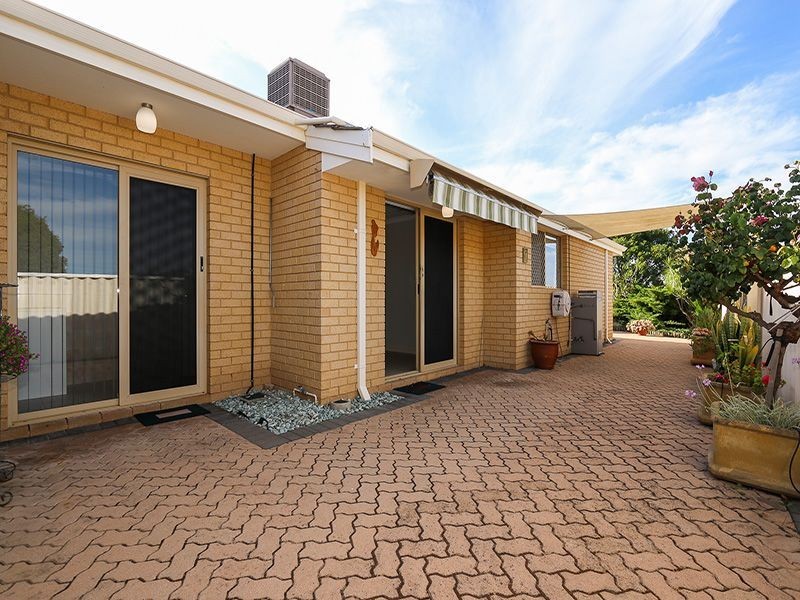 1/2 Bramston Street, Spearwood WA 6163