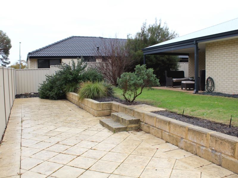 16A Marra Way, South Lake WA 6164