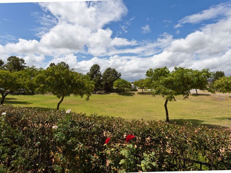 4 Tathra Lane, Aubin Grove WA 6164