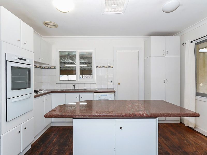 18 Escalus Street, Coolbellup WA 6163