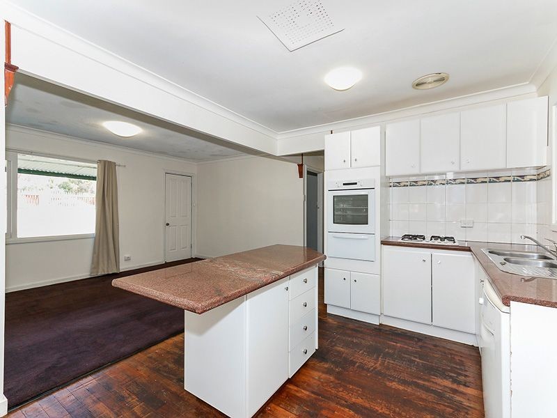 18 Escalus Street, Coolbellup WA 6163