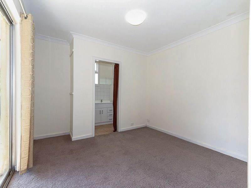 18 Escalus Street, Coolbellup WA 6163