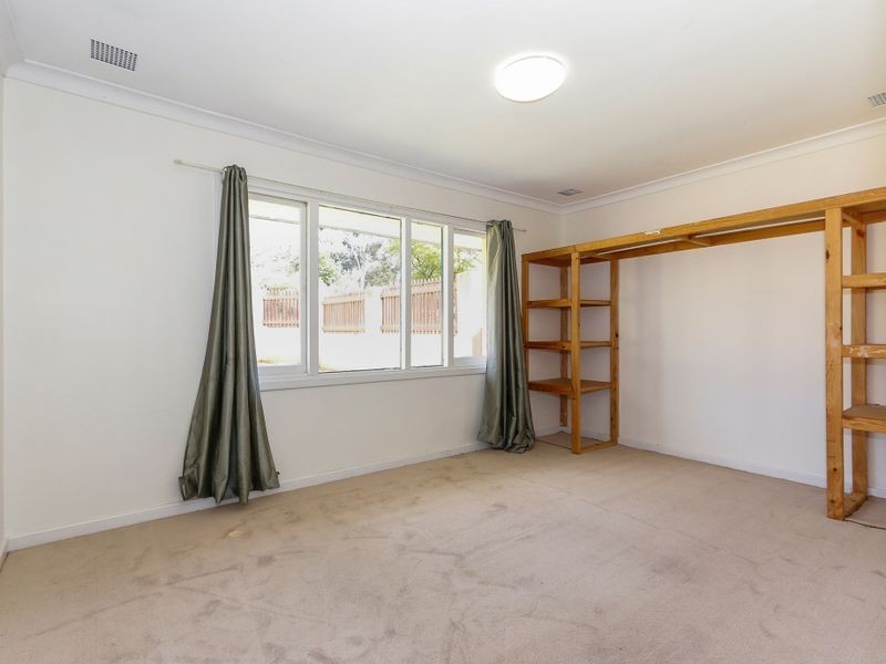 18 Escalus Street, Coolbellup WA 6163