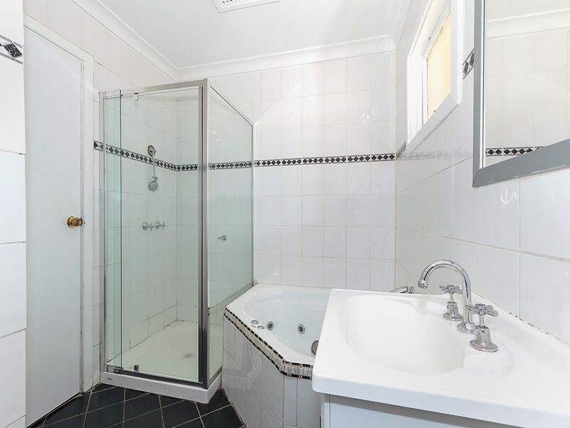 18 Escalus Street, Coolbellup WA 6163