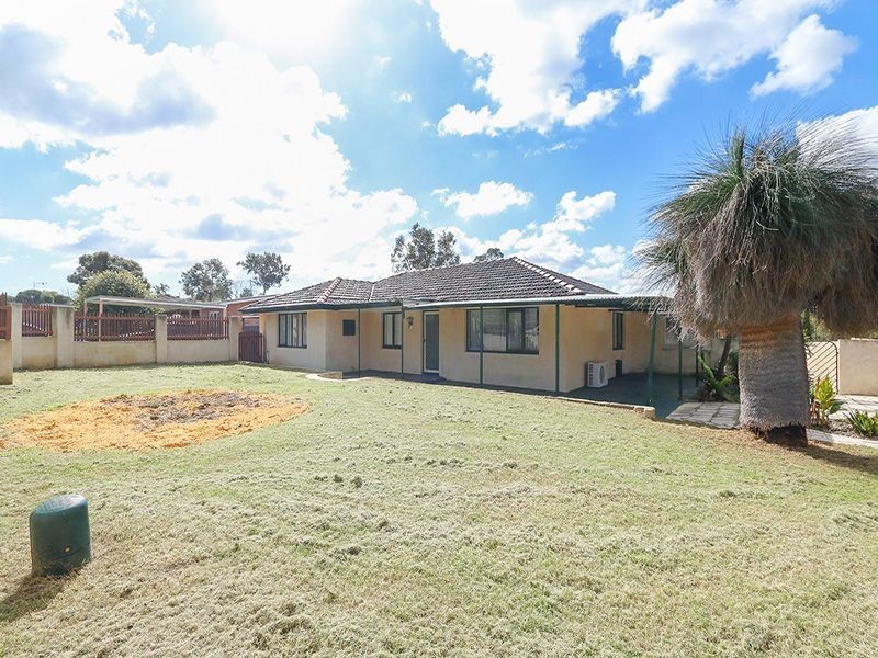 18 Escalus Street, Coolbellup WA 6163