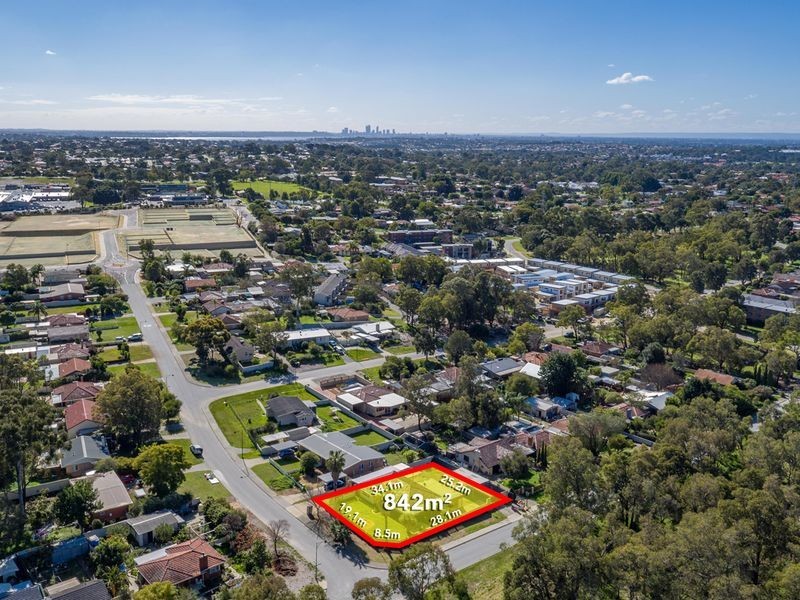 18 Escalus Street, Coolbellup WA 6163