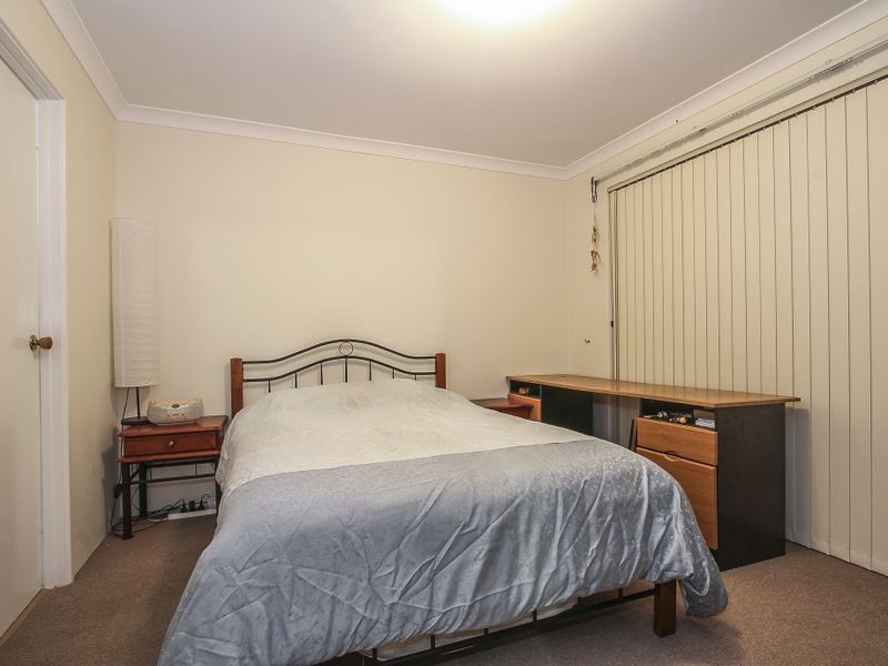 4 Shady Grove, Yangebup WA 6164