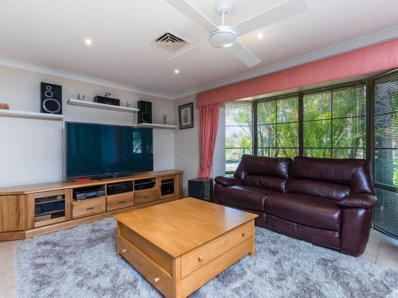 9 Bolwarra Heights, South Lake WA 6164