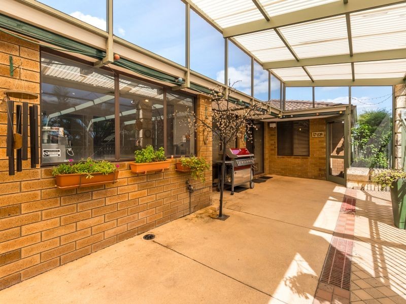 9 Bolwarra Heights, South Lake WA 6164