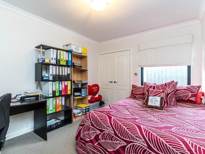 15 Stills Avenue, Harrisdale WA 6112