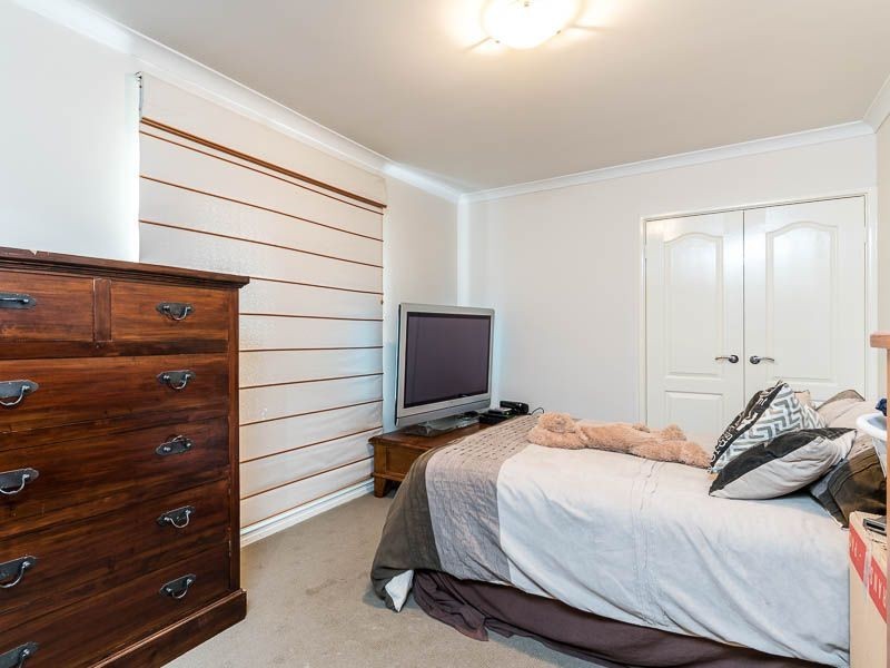 15 Stills Avenue, Harrisdale WA 6112