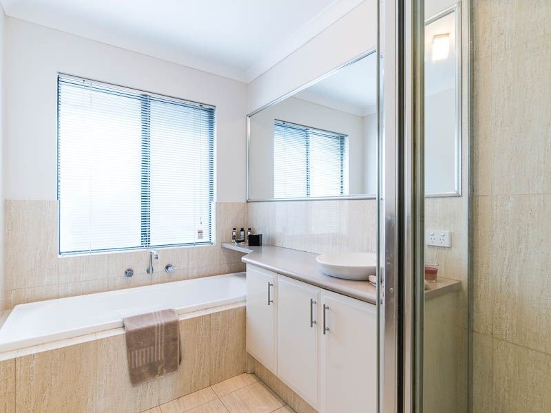 15 Stills Avenue, Harrisdale WA 6112