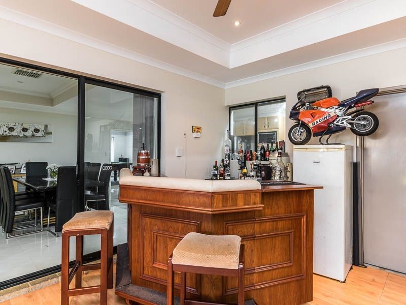 15 Stills Avenue, Harrisdale WA 6112