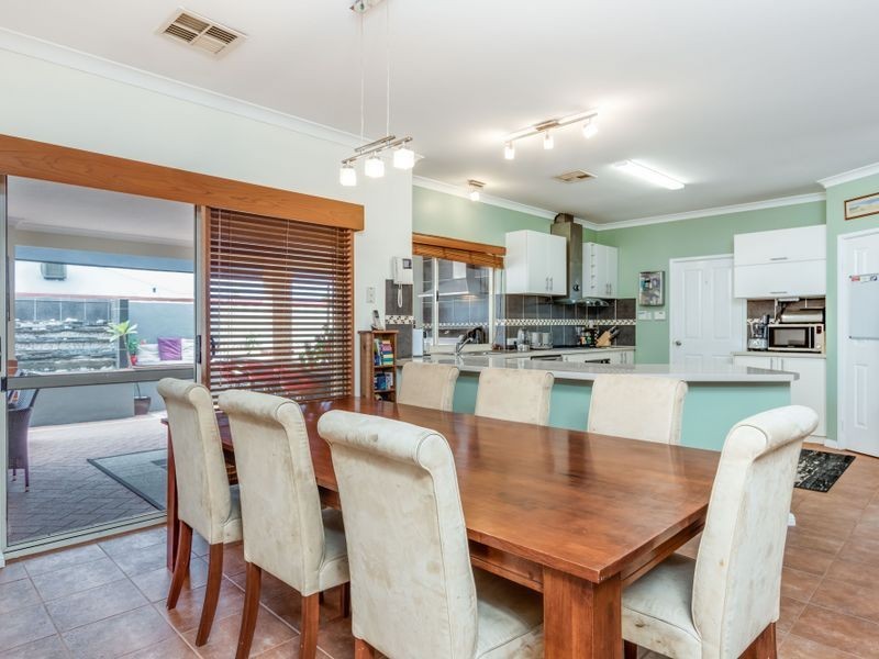 3 Inness Vista, Hammond Park WA 6164