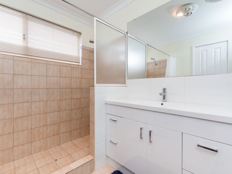 3 Inness Vista, Hammond Park WA 6164