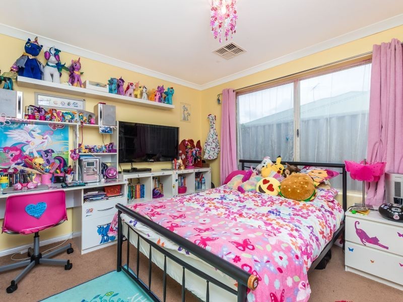 3 Inness Vista, Hammond Park WA 6164