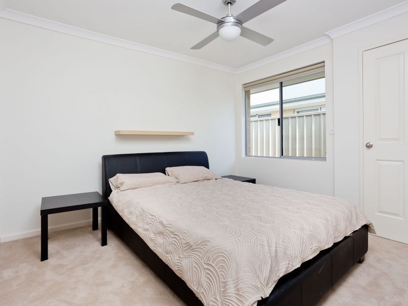 13 Normanby Bend, Success WA 6164