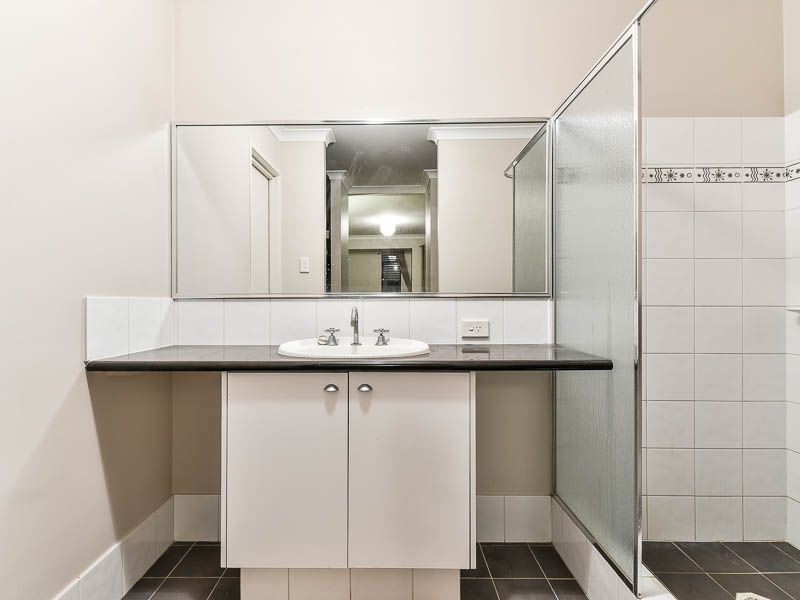 29 Kesiya Turn, Aubin Grove WA 6164