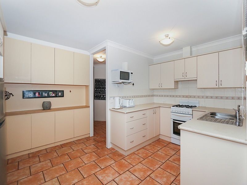 92 Glenbawn Drive, South Lake WA 6164