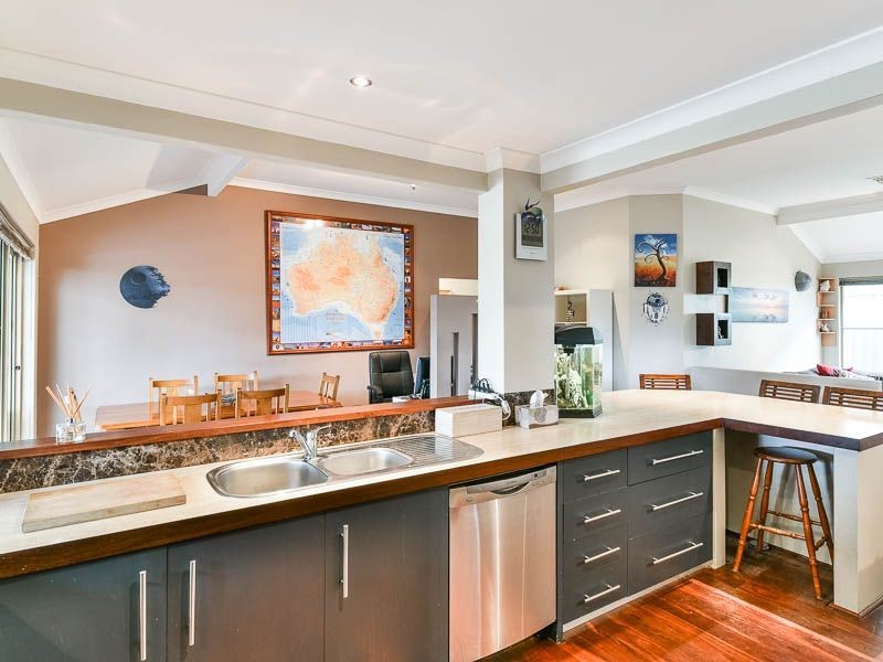 2 Marich Cove, Atwell WA 6164