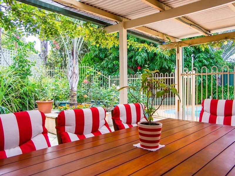 21 Bolwarra Heights, South Lake WA 6164