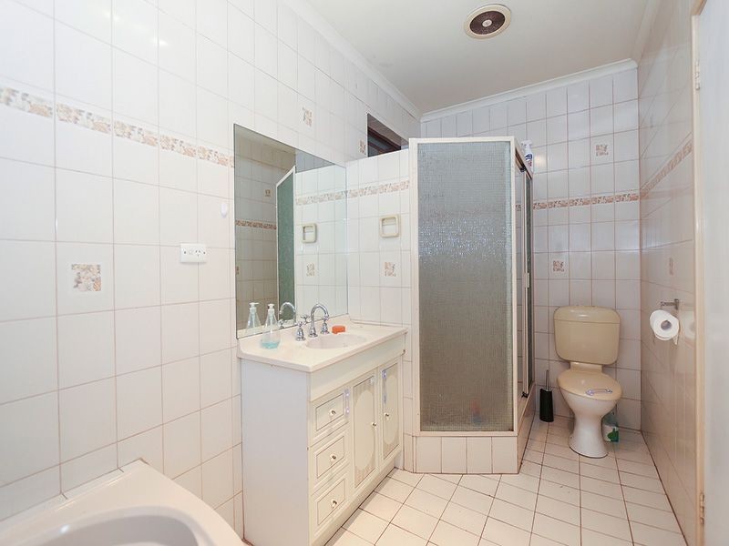 21 Falstaff Crescent, Spearwood WA 6163