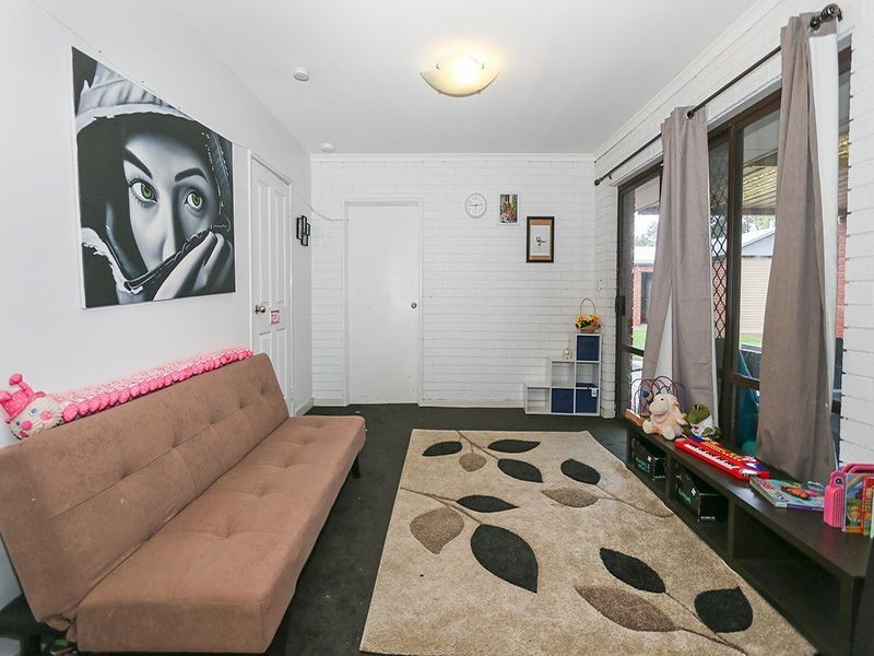 21 Falstaff Crescent, Spearwood WA 6163