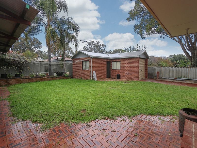 21 Falstaff Crescent, Spearwood WA 6163