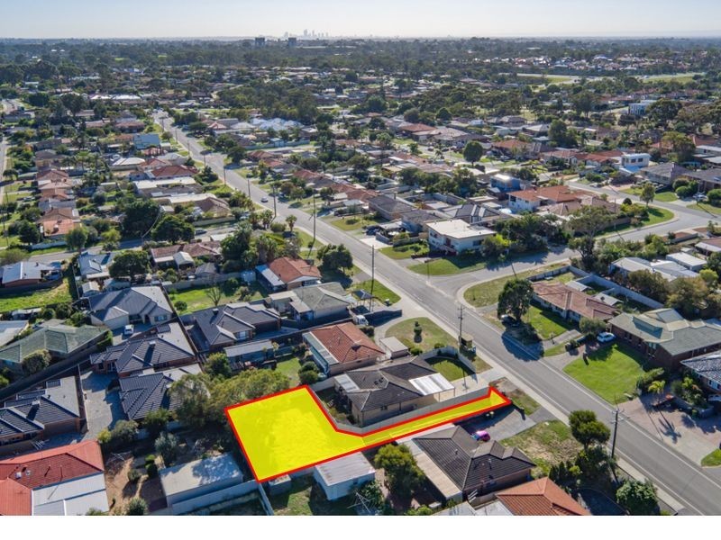35A Doolette Street, Spearwood WA 6163