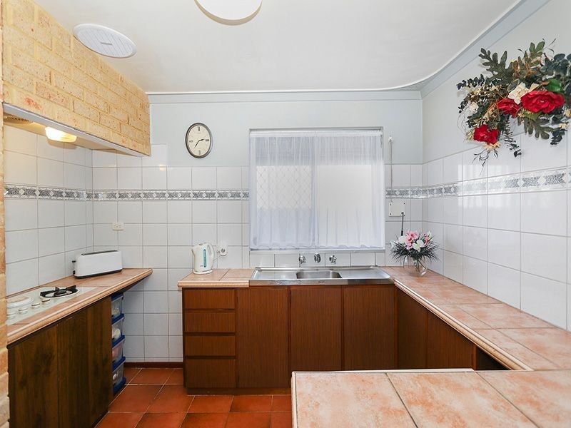 10 March Street, Spearwood WA 6163