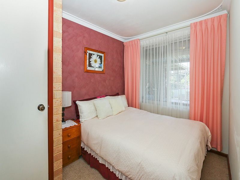 10 March Street, Spearwood WA 6163