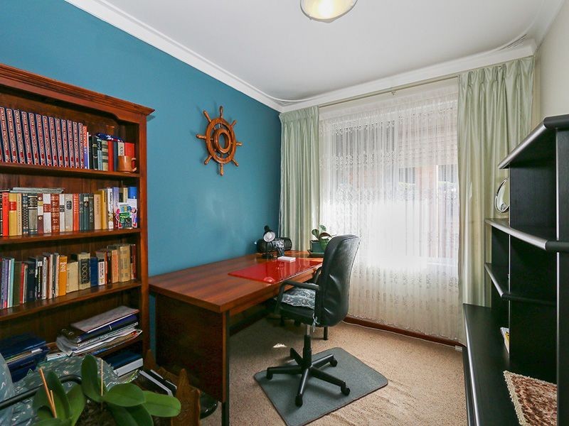 10 March Street, Spearwood WA 6163