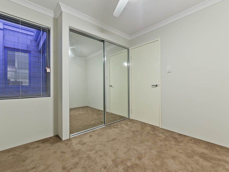 2/198 Hamilton Road, Spearwood WA 6163