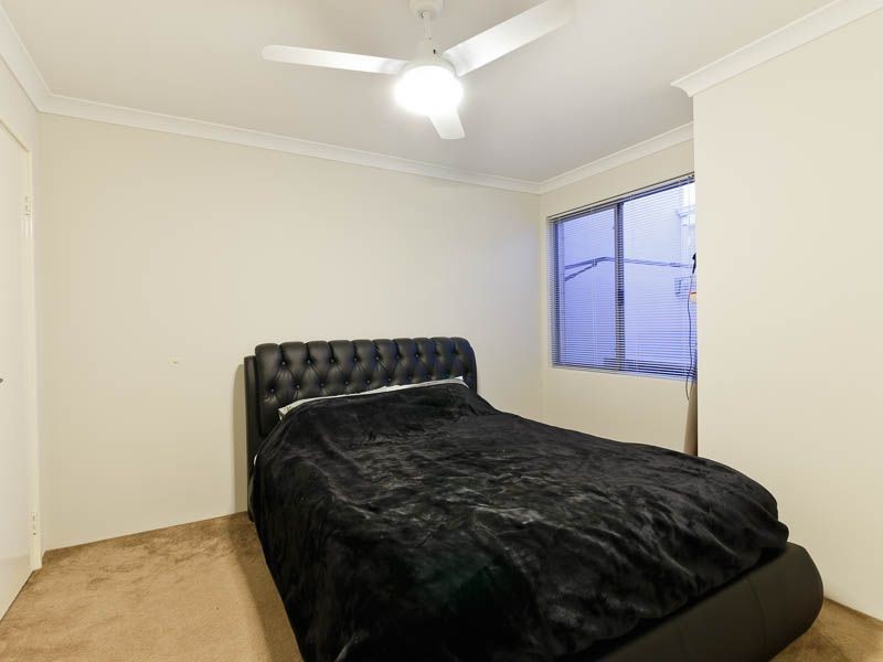 2/198 Hamilton Road, Spearwood WA 6163