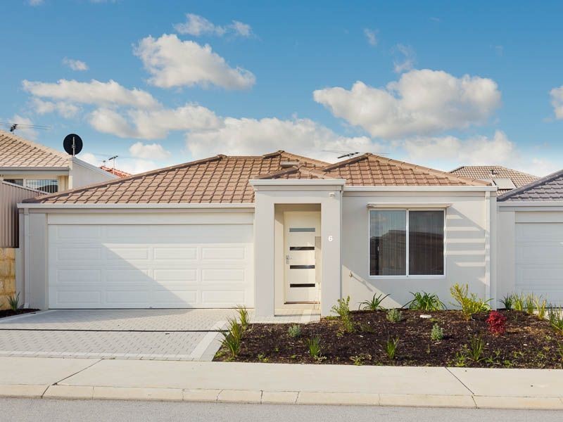 6/2 Positano Crescent, Yangebup WA 6164