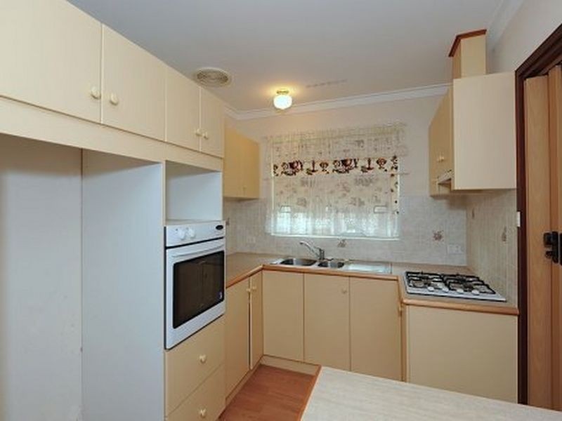 28 Panamuna Drive, Willetton WA 6155