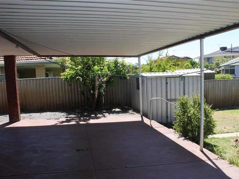 28 Panamuna Drive, Willetton WA 6155