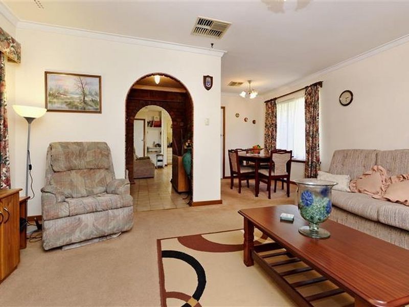 26 Vesta CRESCENT, Shelley WA 6148