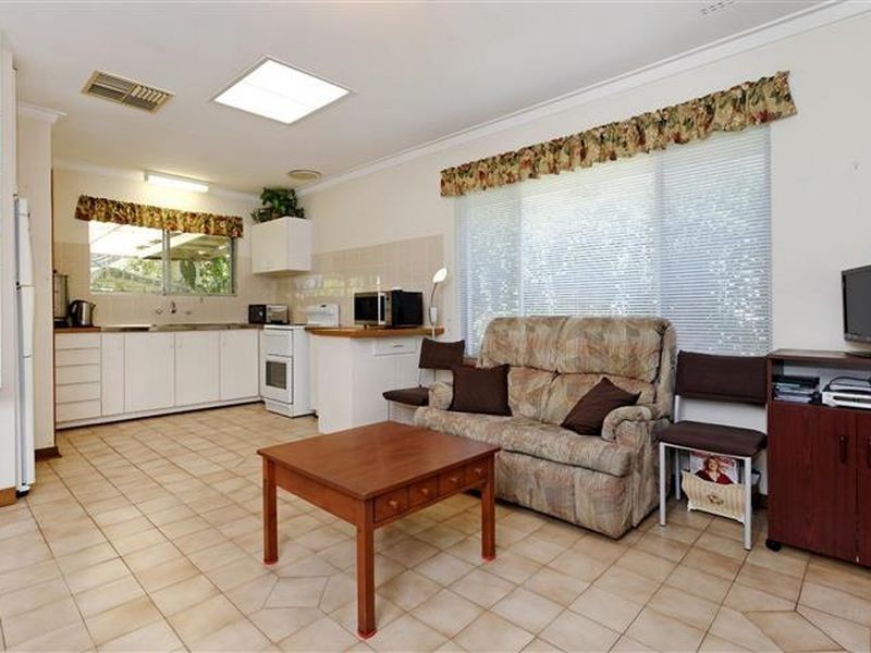 26 Vesta CRESCENT, Shelley WA 6148