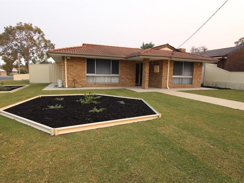 25 Ningaloo Way, Thornlie WA 6108