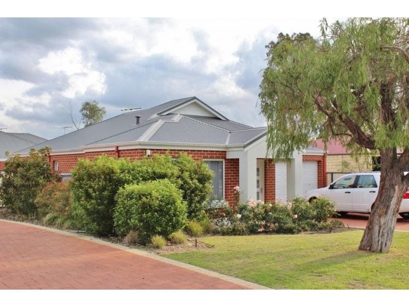 18/54 Sixth Road, Armadale WA 6112