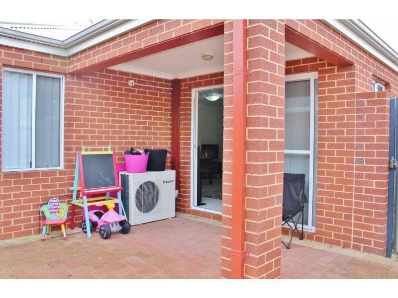 18/54 Sixth Road, Armadale WA 6112