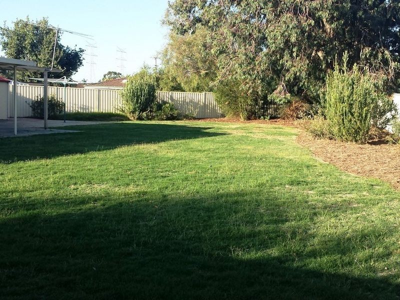 14 Eppalock Grove, South Lake WA 6164