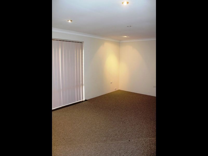14 Eppalock Grove, South Lake WA 6164