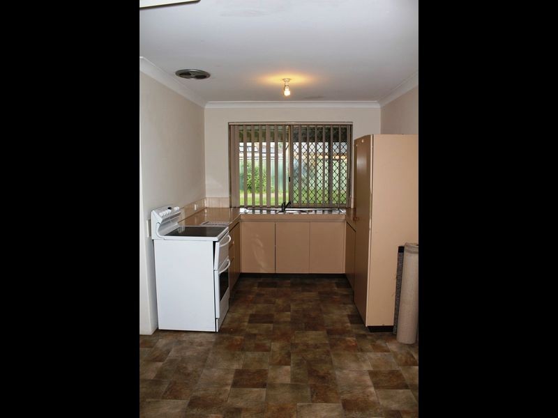 14 Eppalock Grove, South Lake WA 6164