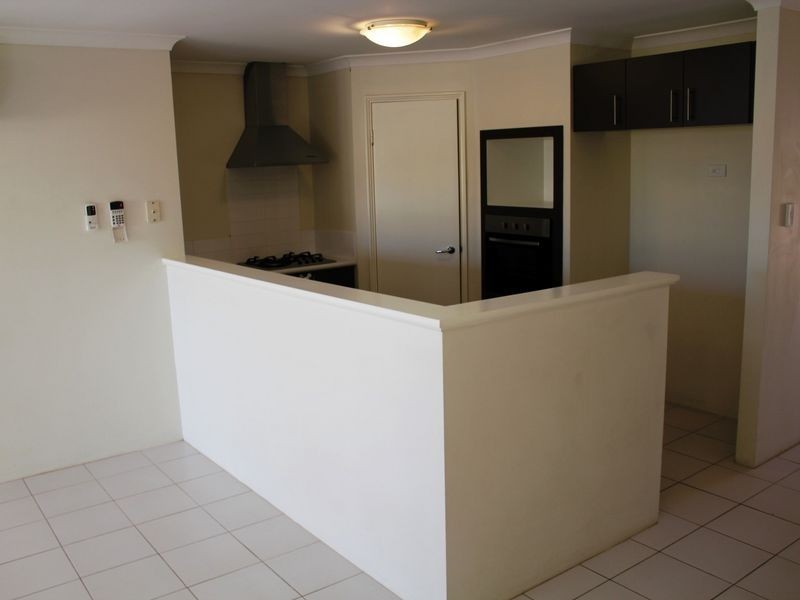 10/54 Sixth Road, Armadale WA 6112